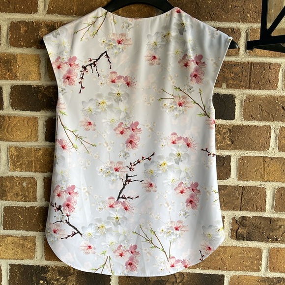 TED BAKER  Neebye Oriental cherry blossom top - Picture 5 of 16